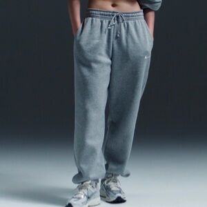 Nike Sportswear Phoenix Fleece Women's High-Waisted Oversized Sweatpants